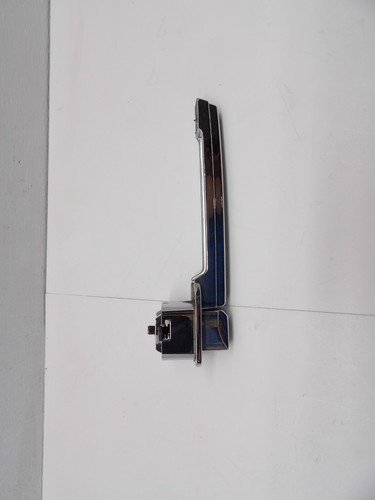 71-95 Chevrolet G10 G20 Van GMC Vandura OEM Door Handle THREE PACK 335741 - Picture 6 of 12