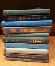 Lot 10 Books Modern Decoration Blue Green Hardcover. Excellent Condition Art HC