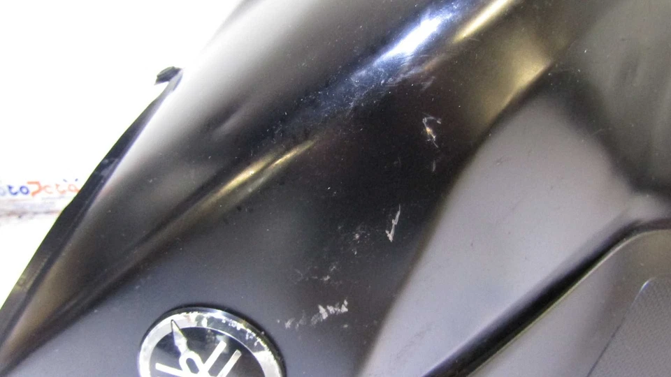 Yamaha MT 09 17 20 Fuel Tank Scratches Dents - Image 2 of 4