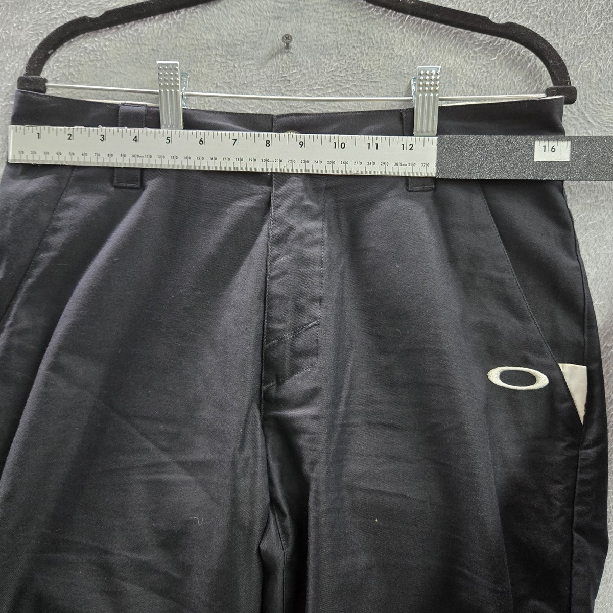 VINTAGE Oakley Men Pants 32W 34L Black Logo Embroidery Golf