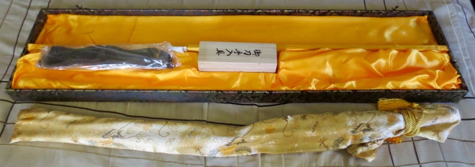 Katana Defender Xtreme 3Cr13 Acero Inoxidable con Tapa y Caja Foto 3 de 4