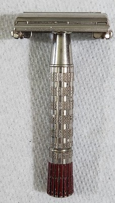 Vintage  Gillette Super Speed Heavy Red Tip Razor Date Code C1