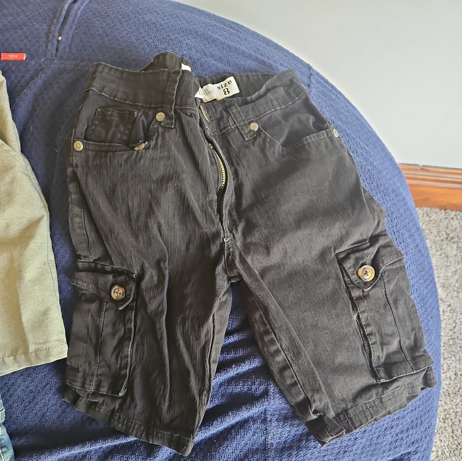 Picture 3 of 4