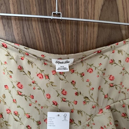 Kimchi Blue Cream Pink Ditsy Floral Asymmetric Ruffle Mini Skirt M NEW £44 - Picture 3 of 6