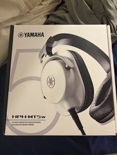 Yamaha HPH-MT5w Studio Monitor Headphones White Over-Ear Wired Detachable Cable