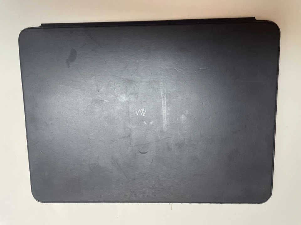 Funda tipo folio con teclado inteligente Apple para iPad Pro de 11 pulgadas | MU8G2LL/A A2038 - Negra Foto 3 de 4