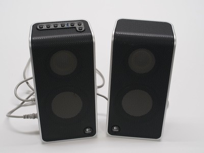 logitech v20 speakers