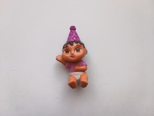 Jeu jouet enfant figurine Dora - bébé jumeaux assis