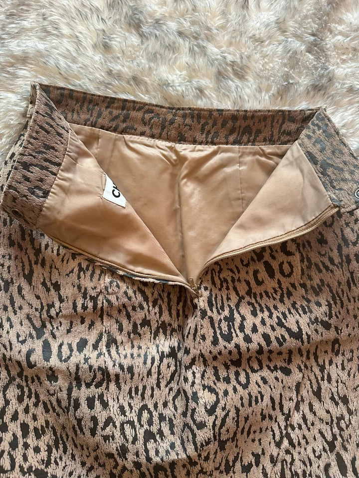 Falda lápiz vintage años 90 CHIA estampado leopardo 100 % cuero talla 4 Foto 3 de 4