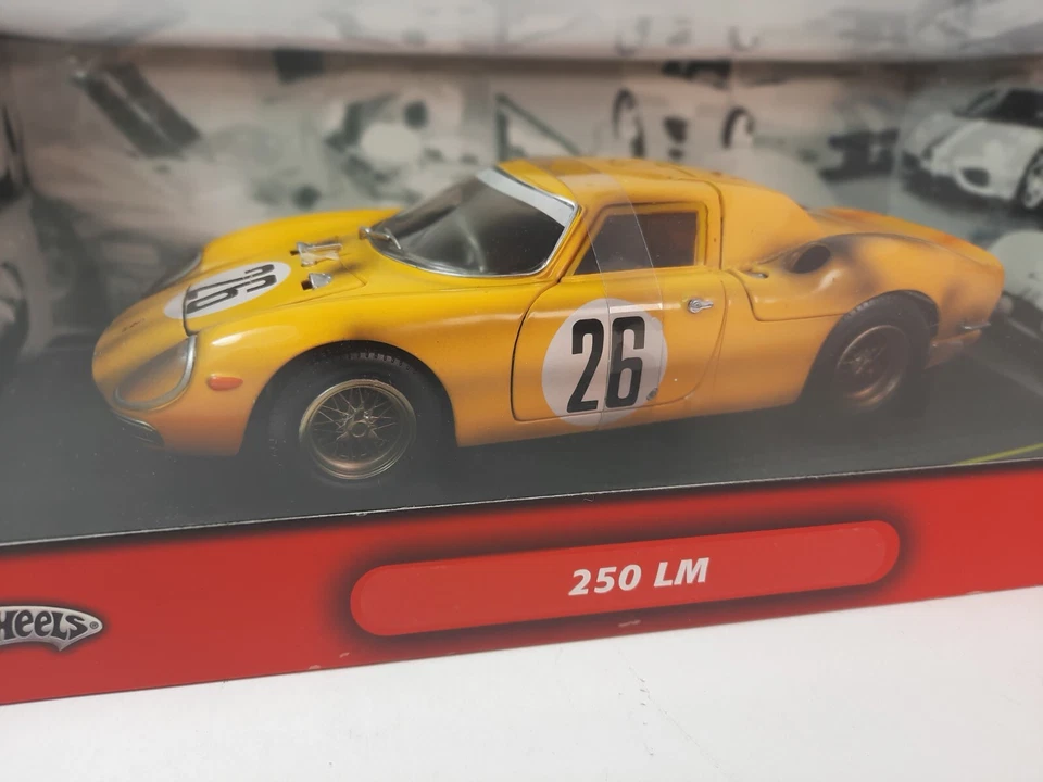 Hot Wheels Ferrari 250 LM #26 Dumay 24h Le Mans 1965 Sucio 1/18 Foto 2 de 3