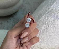 3 Ct Round-Cut Lab Grown VVS/E Diamond Solitaire Stud Earring 14k White Gold