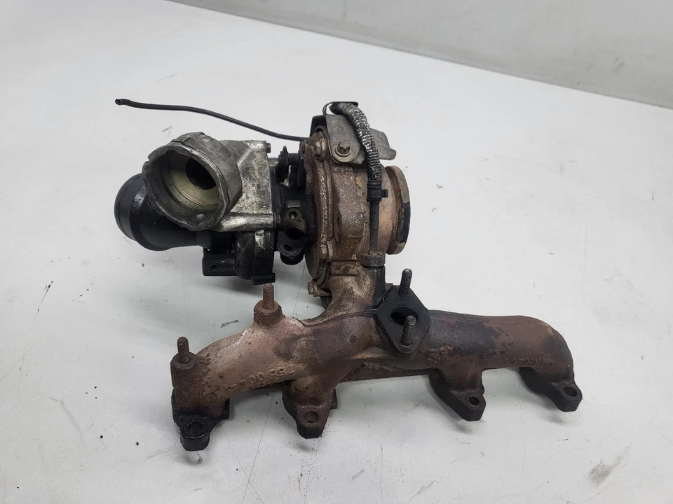 VW Passat B6 2.0 TDI - Turbolader Turbo Abgaskrümmer 03G253014N (09) - Bild 2 von 4