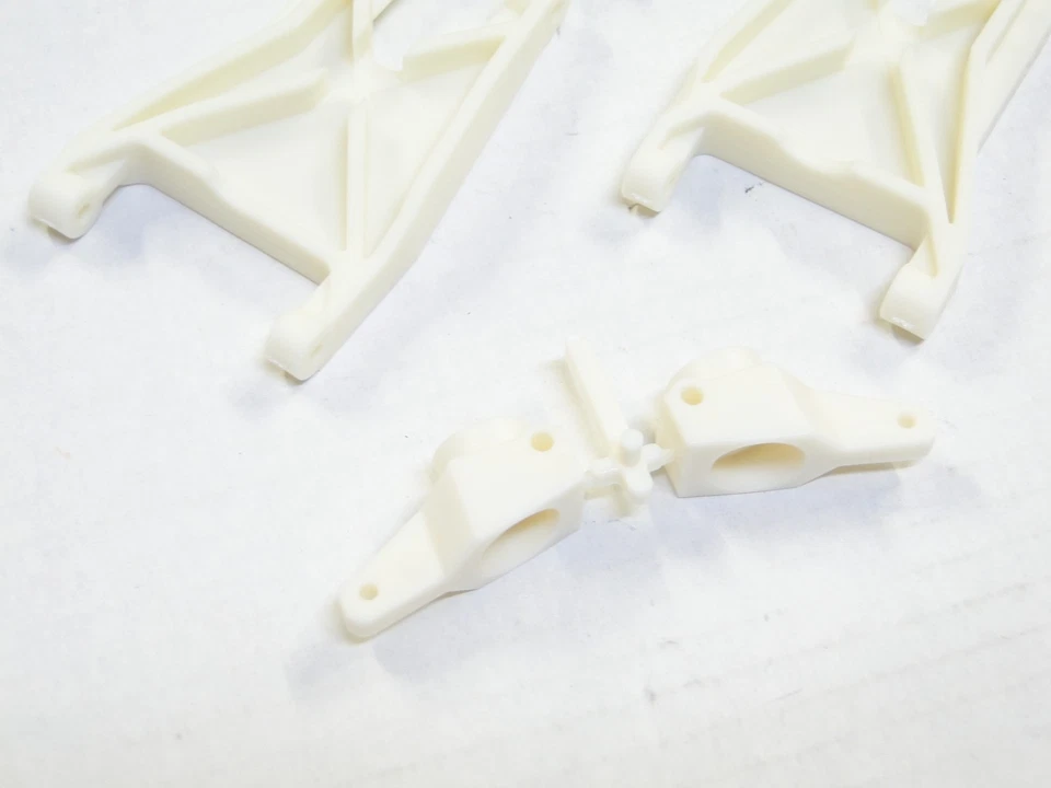 NEW ASSOCIATED RC10 89 MASAMI HIROSAKA EDITION Arms Rear Stealth +Hubs WC AM2 - Image 3 of 3