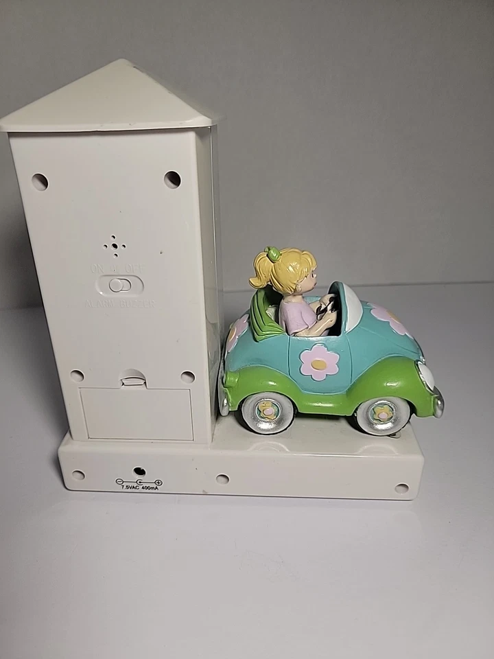 It's About Time Semáforo Despertador Niña en Coche Semáforo 8" x 8" Foto 4 de 4