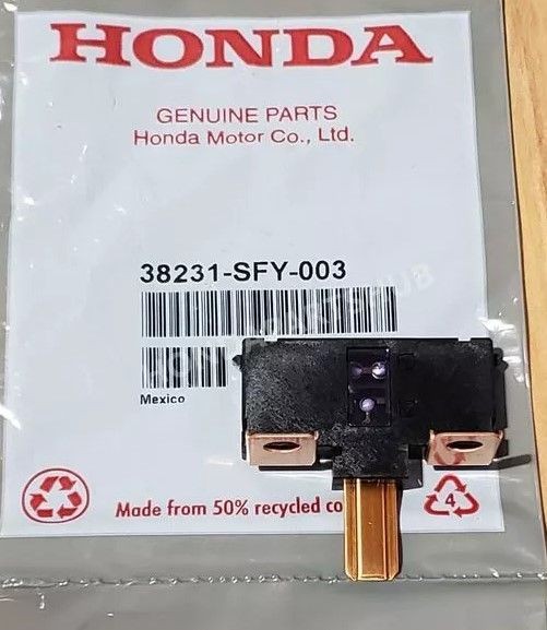 Genuine OEM Honda & Acura Fuse A Multi Block (120A/70A) 38231-SFY