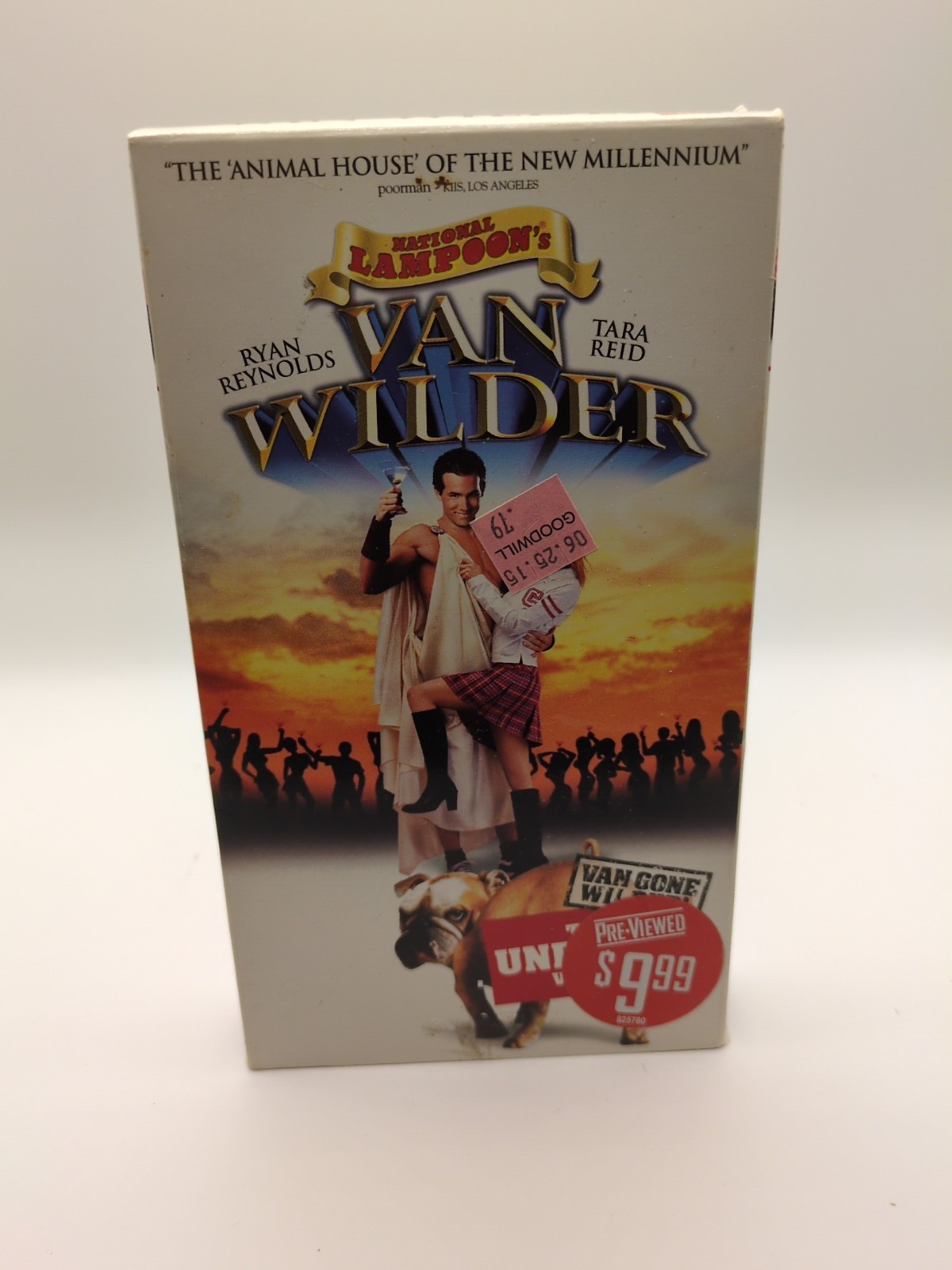 National Lampoons Van Wilder (VHS, 2002) Ryan Reynolds **COMBINED SHIPPING**