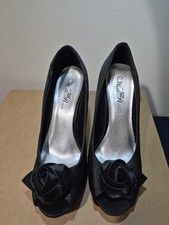 Wild Rose Satin Peep Toe Pump with Floral Detail Black Women's Size 8
