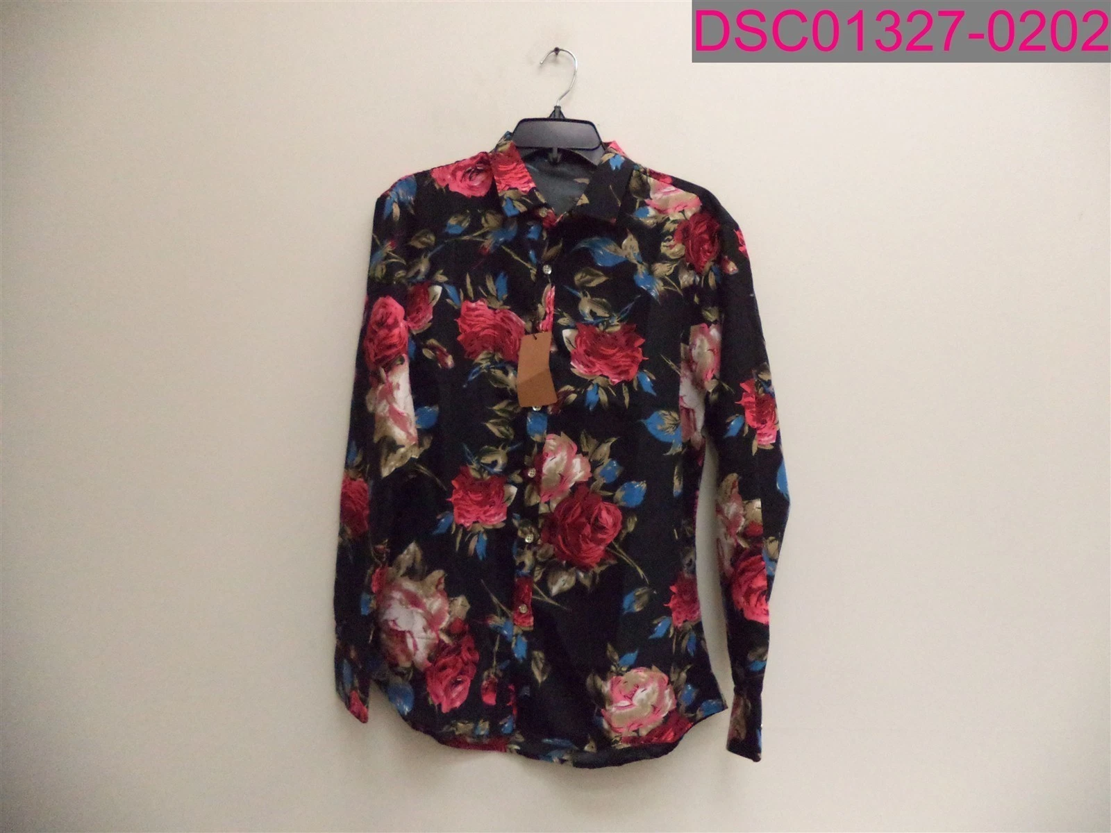 LEFTGU Men's Slim Fit Black Red Floral Button Down Collared Shirt Medium 8211