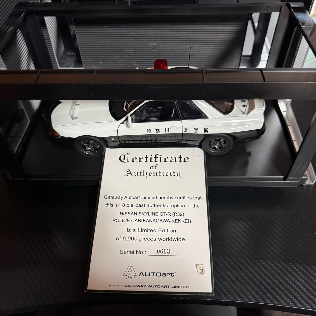 オートアート 1/18 R32スカイラインGT-Rパトカー 神奈川県警 Amazon.co
