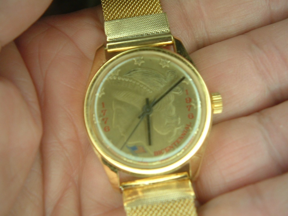 VINTAGE 1976 ROUAN BICENTENNIAL COIN MECHANICAL WATCH NEW 