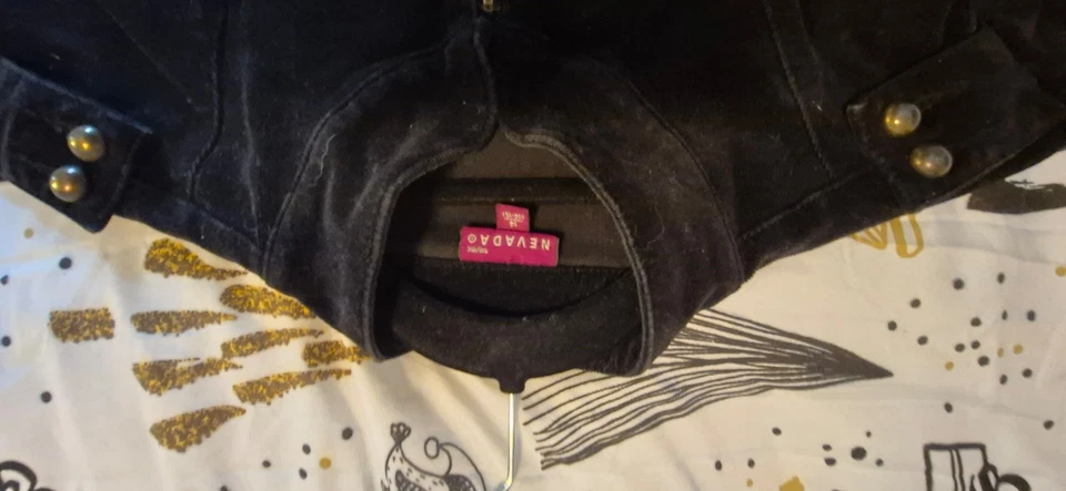 Chaqueta de pana para mujer Nevada negra recortada 97 % algodón 3 % spandex talla 14, no Gucci Foto 4 de 4