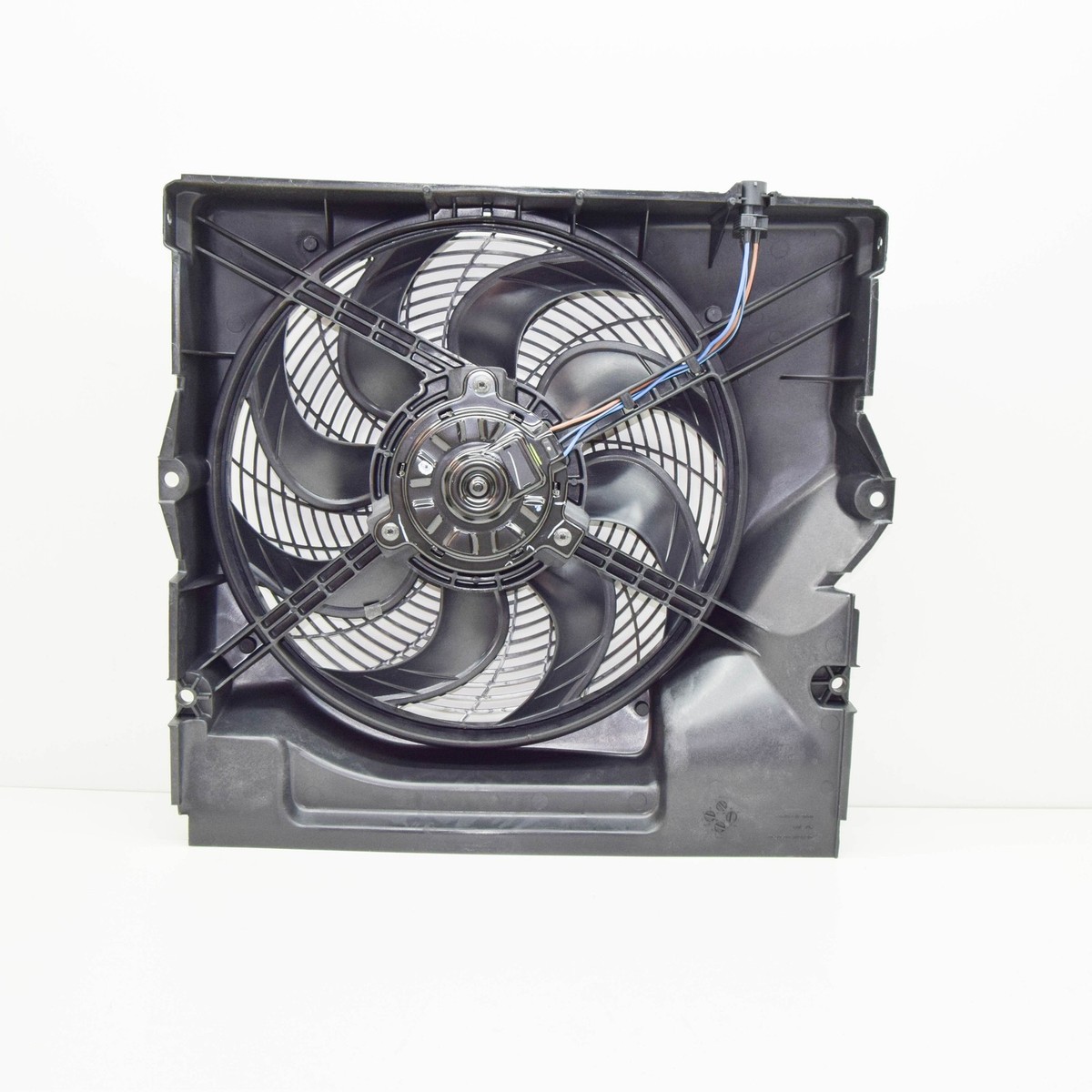 BMW Z3 Coupe E36 Radiator Auxiliary Fan 8397474 64548397474 NEW