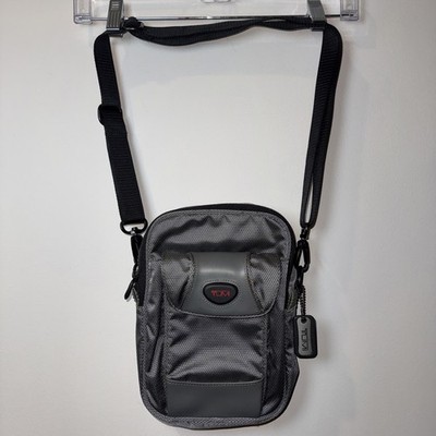 Tumi T2 Steel Gray Charlton Organizer Tote 580PG Crossbody EUC Strap Wallet
