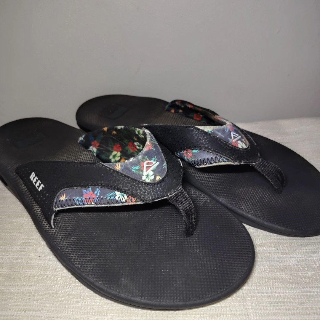 Vintage Reef Men's Fanning Thong Flip Flop Bottle Opener Sandals Floral 12? 04
Opens in a new window