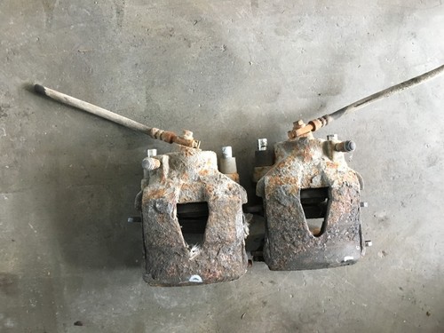 Skoda Octavia (1U) Bremssattel vorne links und rechts FS III 1.9TDI Bj.2000