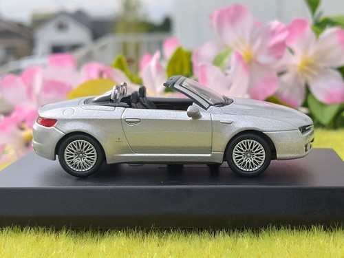 Alfa Romeo / Spider / 1/64 Diecast car / Kyosho - Picture 7 of 22