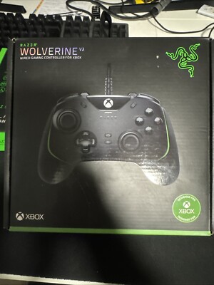 Razer Wolverine V2 Gaming Controller Gamepad USB for Xbox PC Black