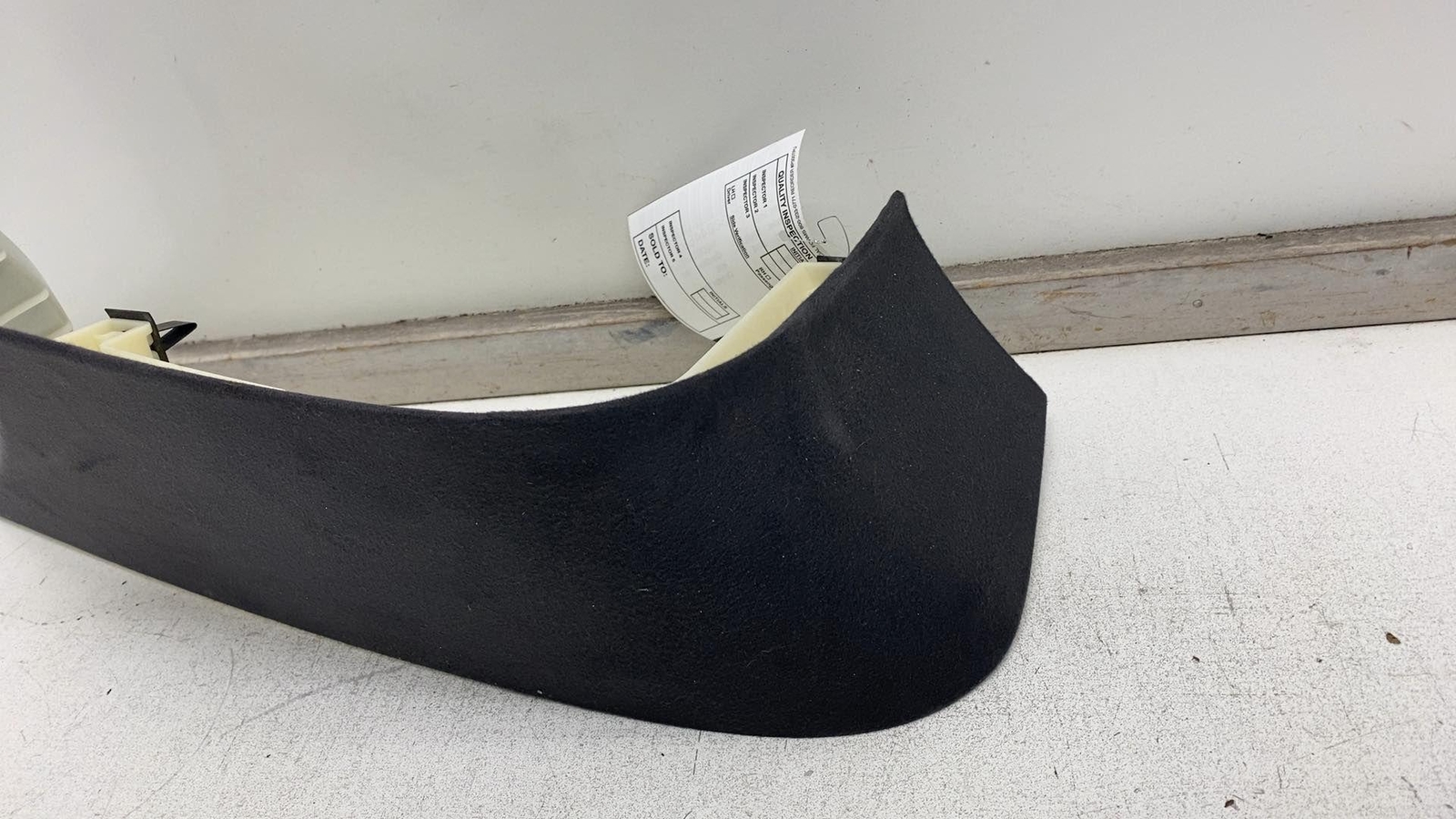 ⭕2017-2020 Maserati Levante Rear Driver Side D-Pillar Trim Panel Left 6700485910