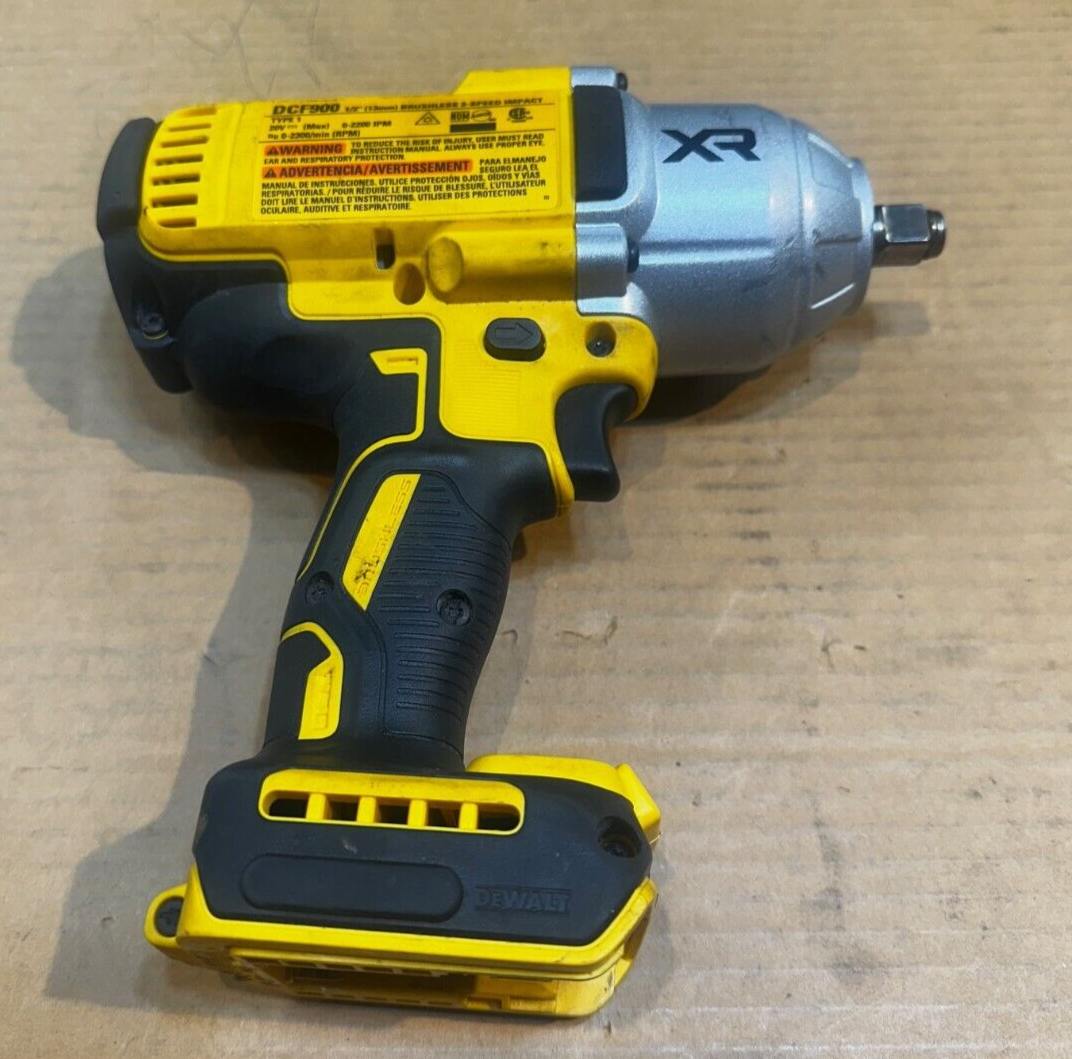 DEWALT DCF900 20V MAX XR 1/2In High Torque Impact Wrench With Battery