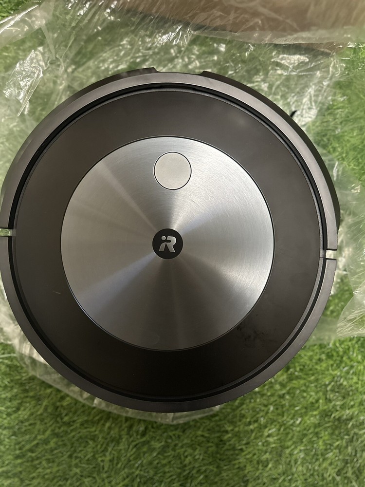 iRobot Roomba j7 (7150) Wi-Fi Connected Robot Vacuum FAST SHIP! (read details)