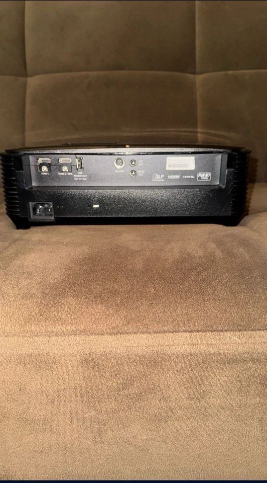 Optoma Technology HD146X Full HD DLP Home Theater Projector. Slightly new  - Image 4 of 4