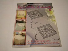 LAVORI ARTISTICI ALL'UNCINETTO N.19 - CASA EDITRICE MANI DI FATA - NUOVO OTTIMO