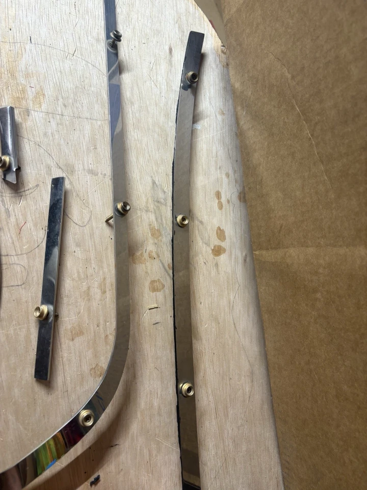 Tapicería de techo cromada Cadillac Dts 07-11 Foto 3 de 4