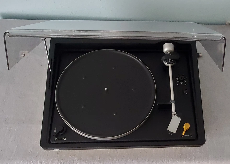 BRAUN PS 358, Stereo Plattenspieler mit intakter Plexihaube,  Funktionen ok