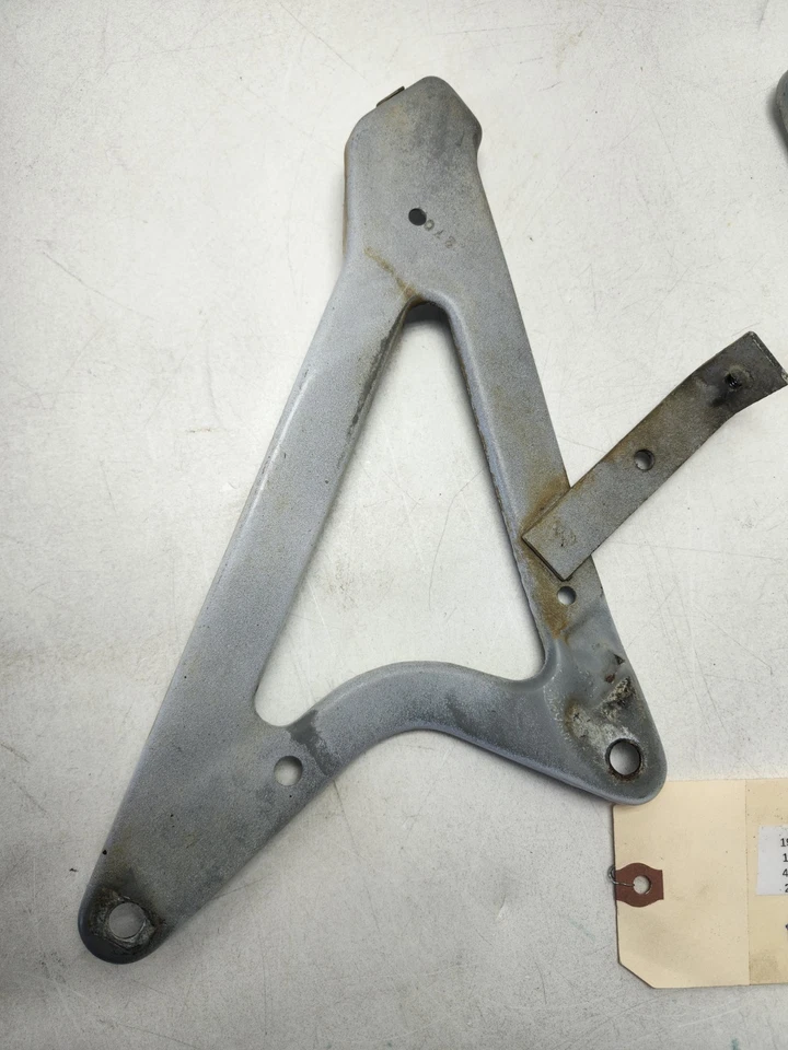 1987-1996 Jeep Cherokee, Comanche MJ Fender Brace/ Основные Опорные Кронштейны LH & RH - Изображение 2 из 4