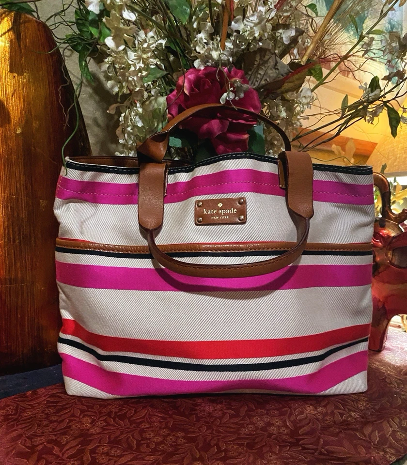 Bolso de hombro Kate Spade Oak Island de lona a rayas de cuero marrón Foto 3 de 4