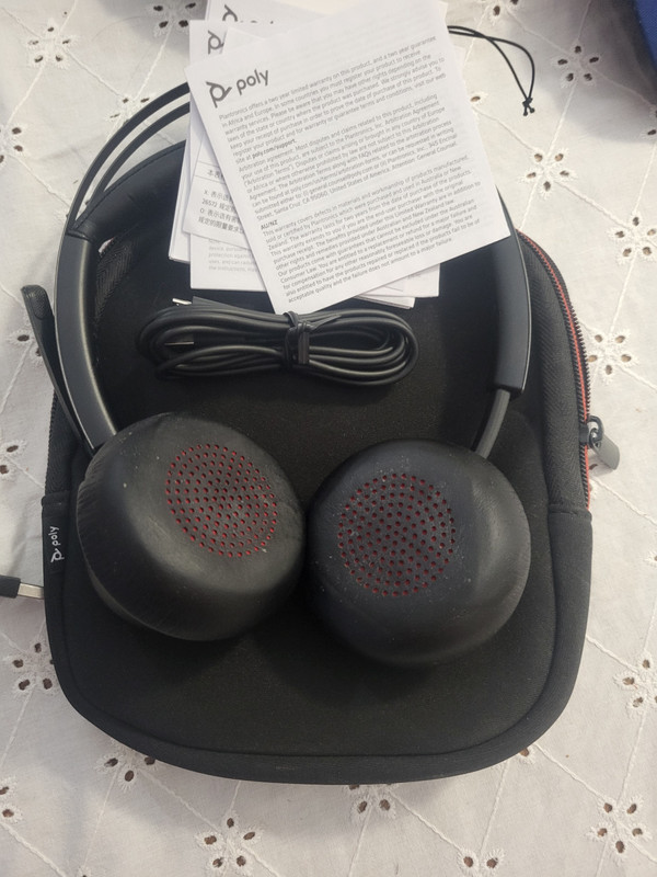 Poly Voyager Focus 2 UC Bluetooth Headset with Charging Stand and carring case