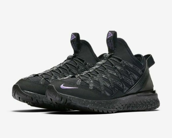 nike acg react black