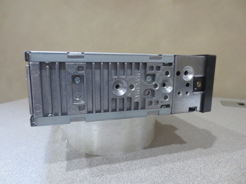 NEW OEM Vintage Mitsubishi AM/FM Radio MB541033 AR-4377 JL104 | eBay