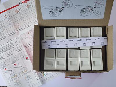 Legrand Mosaic VDI Cat5 FTP 10x RJ45 für Patchmanel Ethernet Weiss 742 88 74288