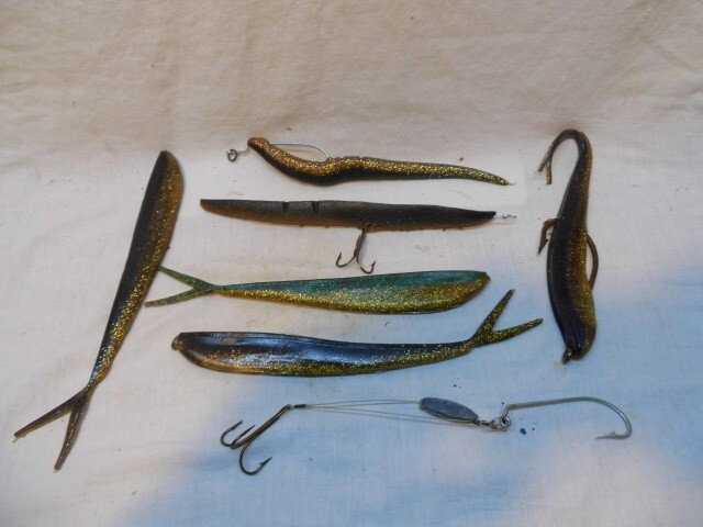 MUSKIE LURE LOT~3 PLUGS/JUGS HEADS & PLASTIC LURES/CASE~ONE PRICE FOR ALL - Image 5