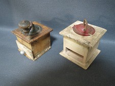 Ancien lot 2 moulin à café de dinette poupée jouet ancien old toy vintage