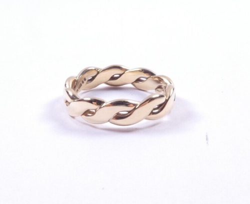 Gold ring 9 carat yellow twist design solid Size L 1/2 - Picture 2 of 5