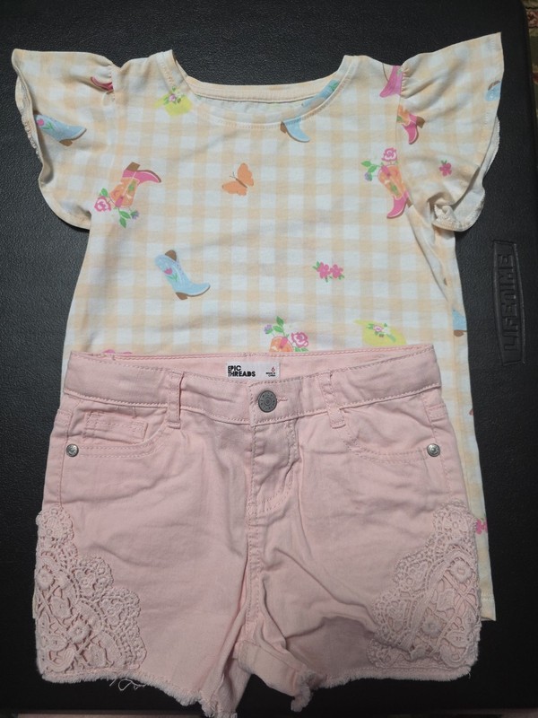 Girls Sz 6 Embroidered Shorts And Top Outfit