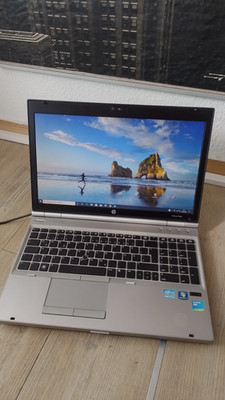 HP EliteBook 8560p  Laptop Intel i7 2620M 3,4GHz TURBO 256GB SSD NEU Docking St.