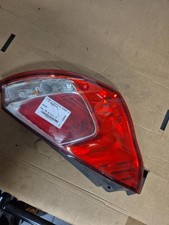 Feu arrière Ford FIESTA
